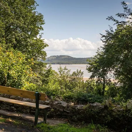 Sunrise Cottage, Quaint And Comfy By The District Feriehus Grange-over-Sands