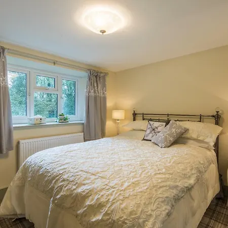 Sunrise Cottage, Quaint And Comfy By The District *
